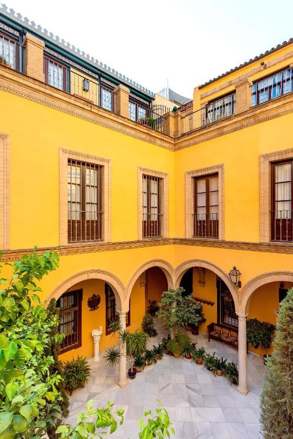 Genteel Home Giralda Seville Exterior photo